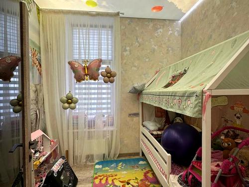 квартира за адресою Гідропаркова вул., 13
