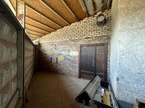 комерційна за адресою Проспект Металургів, 34а