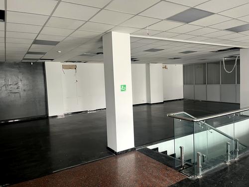 коммерческая по адресу Почайнинская ул., 38