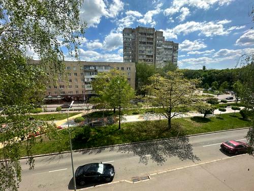 квартира за адресою Космонавтів просп., 78