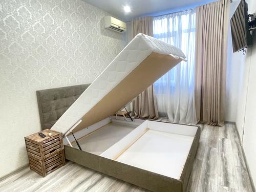 квартира за адресою Юнацька вул., 19