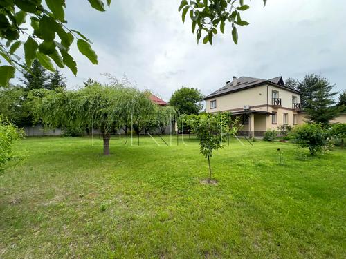 квартира за адресою Вишнева вул., 3