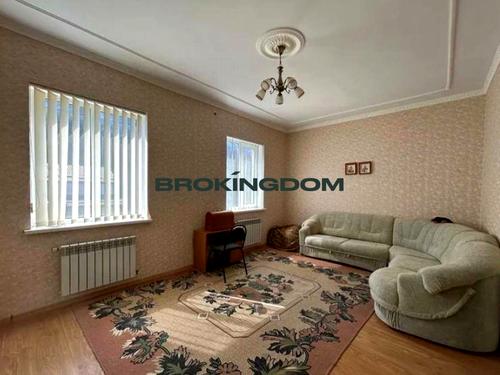 дом по адресу с. Богдановка, озерна, 43
