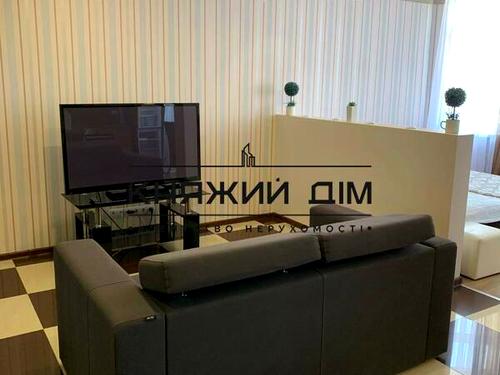 квартира за адресою Єлизавети Чавдар вул., 8