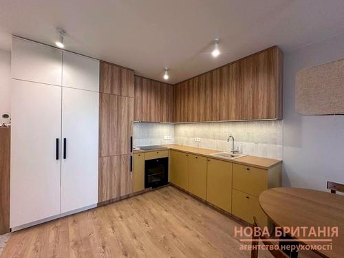 квартира за адресою Михайла Максимовича вул. (Онуфрія Трутенка), 24-В