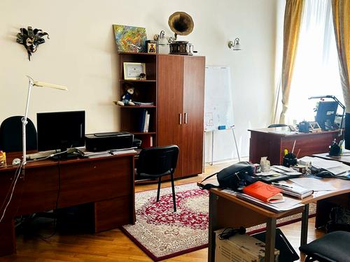 коммерческая по адресу Ивана Франко ул., 14