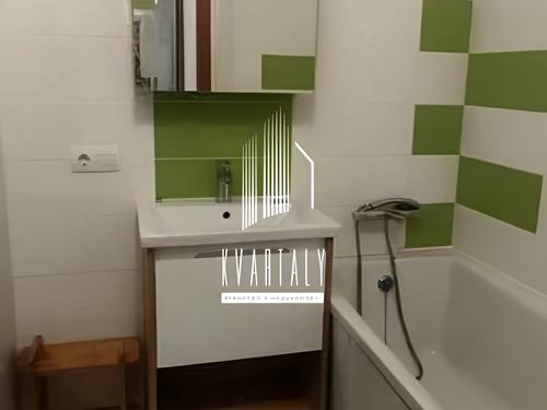 квартира за адресою Ревуцького вул., 42
