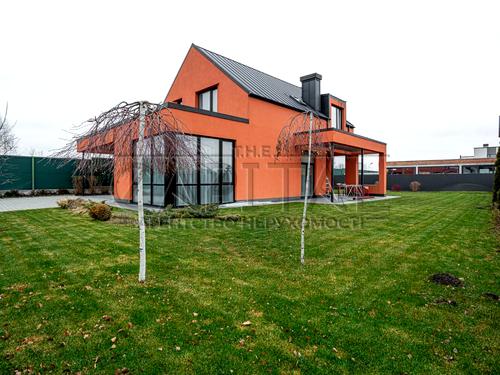 будинок за адресою с. Крушинка, спортивна, 5