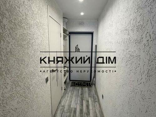 квартира за адресою Академіка Булаховського вул., 2