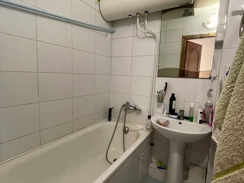 квартира за адресою Андрія Малишка вул., 3