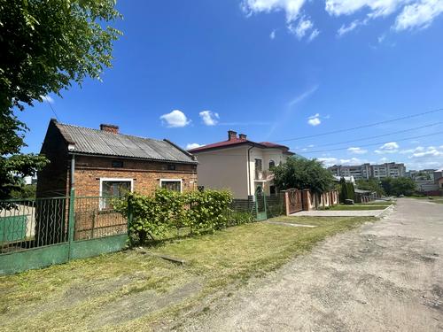 дом по адресу Молодёжная ул., 14