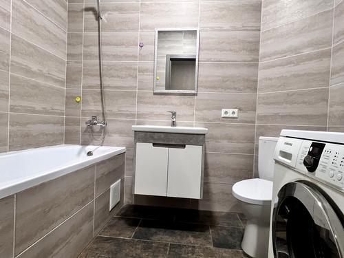 квартира за адресою Соборна вул., 126/10