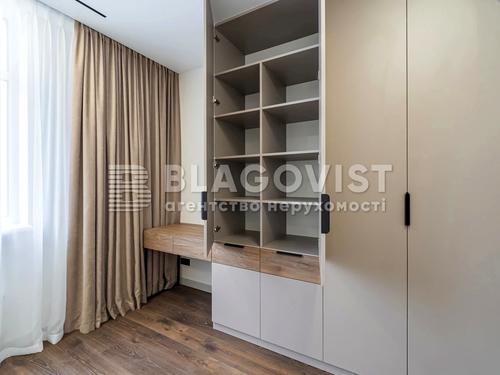 квартира за адресою Олександра Олеся вул., 7