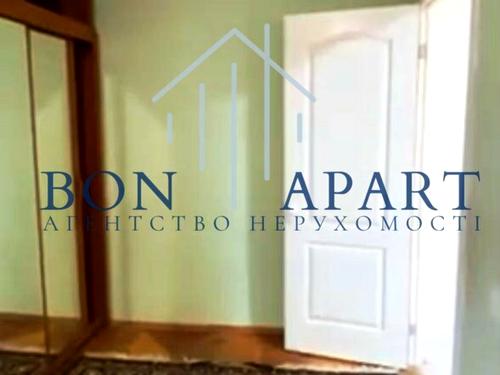 квартира за адресою Миколи Міхновського бульв. (Дружби Народів), 27