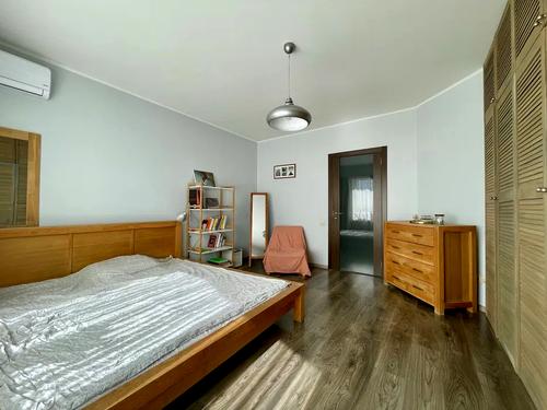 квартира по адресу Науки просп., 80