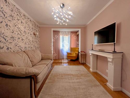 квартира за адресою Київ, Русанівська набережна вул., 6