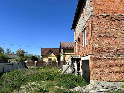 будинок за адресою Бандери