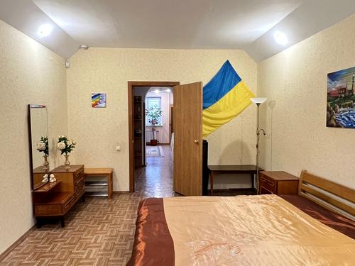 квартира за адресою Степана Рудницького вул. (Академіка Вільямса), 15