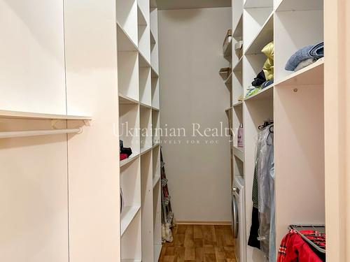 квартира за адресою Богдана Хмельницького вул., 32