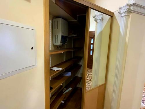 квартира за адресою Володимира Антоновича вул. (), 9
