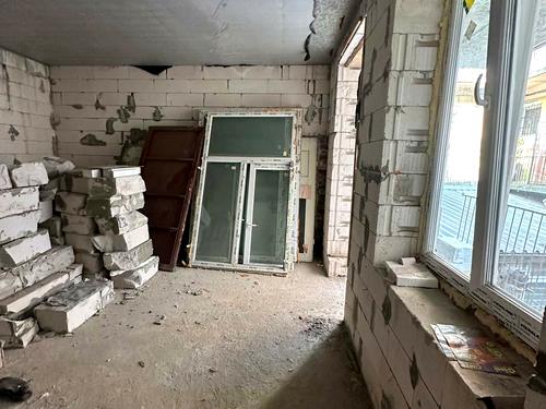 комерційна за адресою Лесі Українки вул., 7