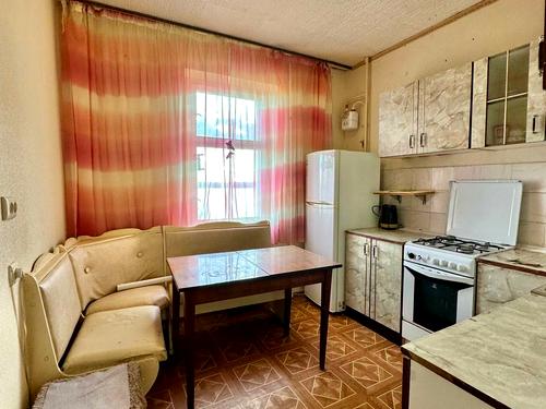 квартира за адресою Лазурна вул., 40