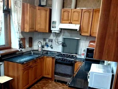 квартира за адресою Академіка Чекмарьова вул., 1А