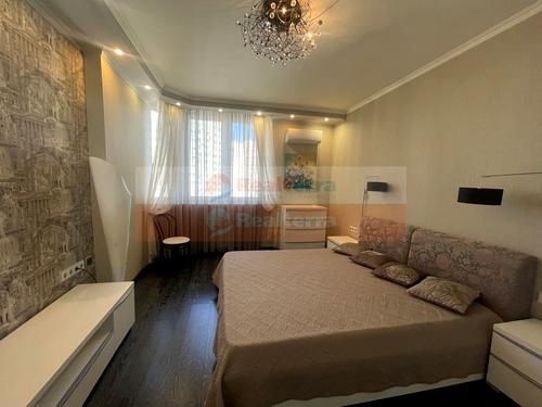 квартира за адресою Бориса Гмирі вул., 8-Б