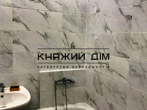 квартира по адресу Академика Глушкова просп., 9-Є