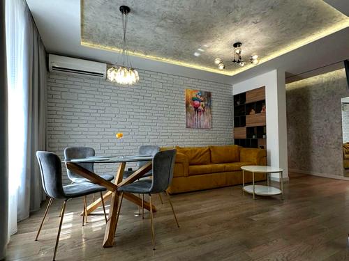 квартира за адресою Пекарська вул., 57б