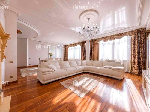 квартира за адресою Чернишевська вул., 31