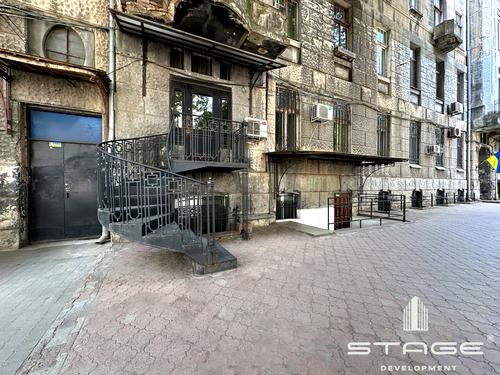 коммерческая по адресу Нежинская ул., 64