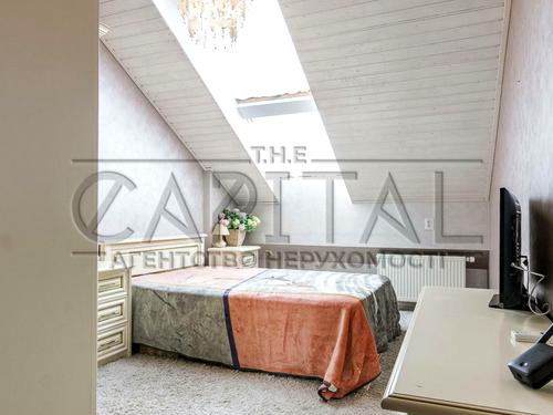 квартира за адресою Регенераторна вул., 4