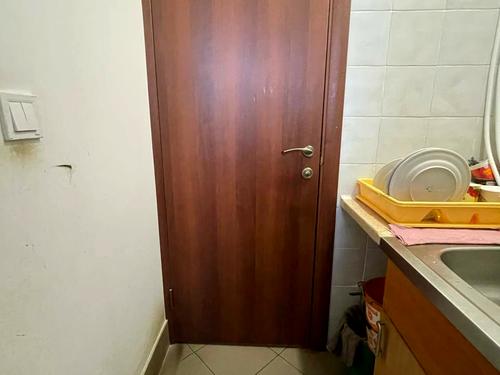 комерційна за адресою Окружна вул., 33