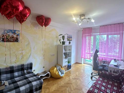 квартира за адресою Будівельників вул., 11