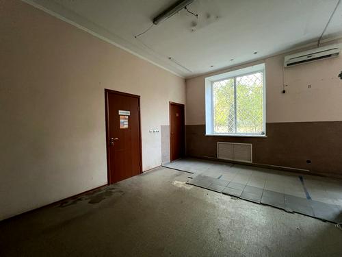 комерційна за адресою Антонова вул., 16