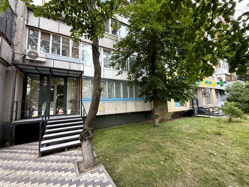 коммерческая по адресу Оболонский просп., 10