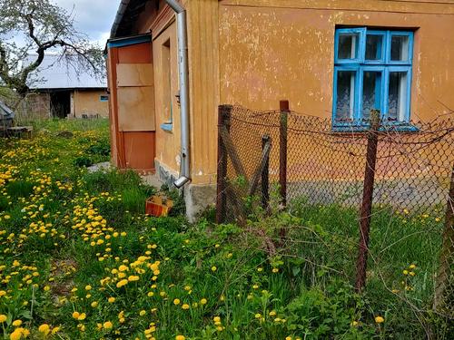 будинок за адресою с. Жорниська, квіткова, 305