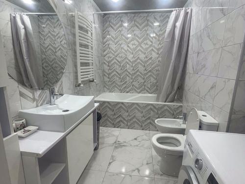 квартира за адресою академіка Сахарова, 10