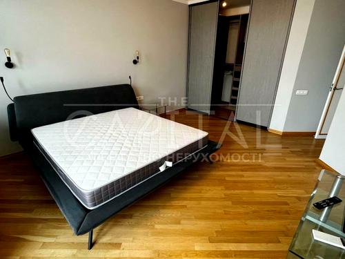 квартира за адресою Шота Руставелі вул., 27