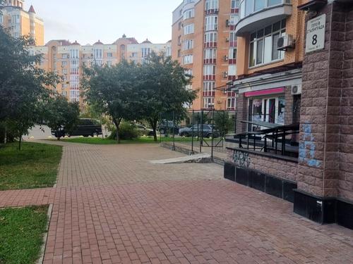 коммерческая по адресу Владимира Ивасюка просп. (Героїв Сталінграду), 8