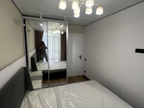 квартира за адресою Залізнична вул., 7