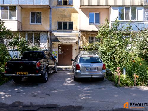 квартира за адресою Зодчих вул., 6-А