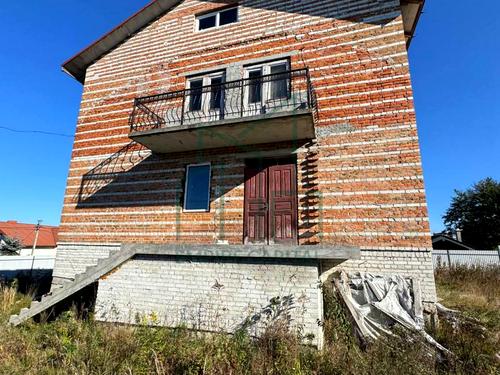 будинок за адресою Романа Шухевича вул., 9