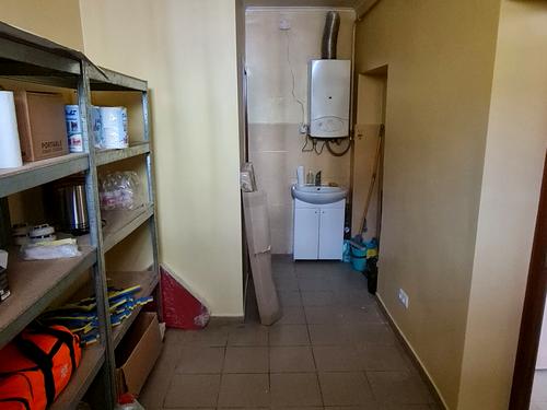 комерційна за адресою Берестейської унії пл. (Липнева), 4