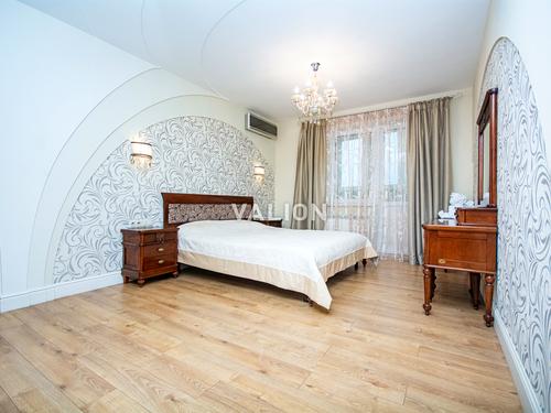 квартира по адресу Миколы Бажана просп., 1-М