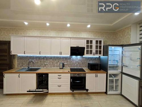 квартира по адресу Киев, Драгоманова, 4А
