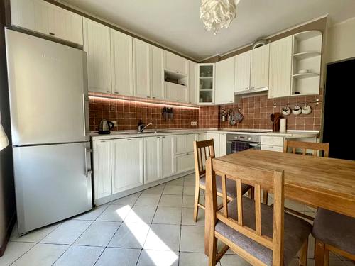 квартира по адресу Науки просп., 80