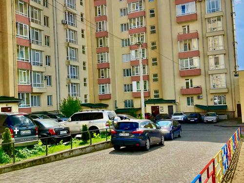 квартира за адресою Богдана Хмельницького вул., 33а