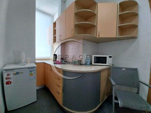 комерційна за адресою Еспланадна вул., 20
